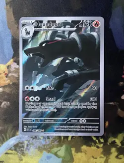Houndoom (Shrouded Fable 66/64) Illustration Rare Pokemon Card - Image 1
