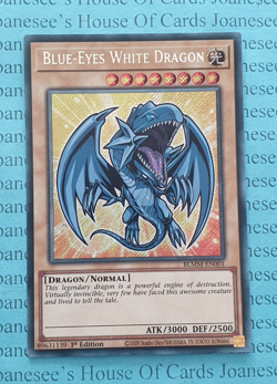 BLMM-EN001 Blue-Eyes White Dragon Yu-Gi-Oh Card 1st Edition Chibi Artwork New - Image 1