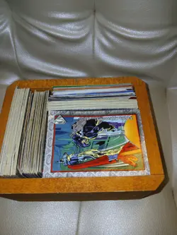 Marvel, Yu-Gi-Oh! Star Wars Skylanders Mixed Foil Card Lot in Box FNAF SUPERMAN - Image 3