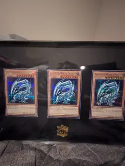 ✨GRAIL ALERT! Yu-Gi-Oh! 25th Anniv. TRIPLE Blue-Eyes White Dragon Set - Mint in - Image 2
