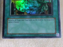 Giant Trunade - MRL-048 Super Rare YuGiOh TCG Spell Card Heavy Play (see pics) - Image 4