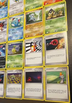 Diamond & Pearl (2007) Pokemon TCG: Base Set - Lot Of 28 Cards, 2 LP, 26 NM - Image 5