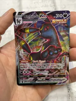 Pokemon Umbreon VMAX 095/203 Evolving Skies Ultra Rare Holo LP Lightly Played - Image 1