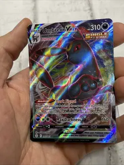 Pokemon Umbreon VMAX 095/203 Evolving Skies Ultra Rare Holo LP Lightly Played - Image 2