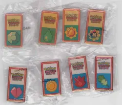POKEMON™ KANTO LEAGUE COMPLETE 1/2 YELLOW - 1/2 WHITE BADGE PINS SET PLUS BONUS! - Image 1