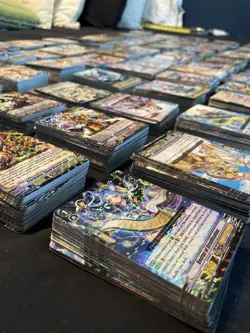 Vanguard Cardfight TCG CCG Lot of 4000+ Random Common & Rare Cards Bulk Mixed - Image 1