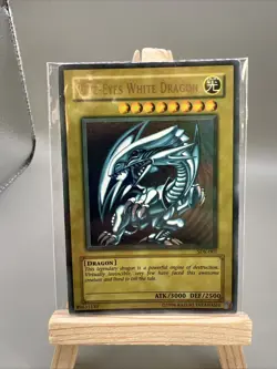 Yu-Gi-Oh Blue-Eyes White Dragon SDK-001 Heavy Fade | Holo Bleed MP - Image 1