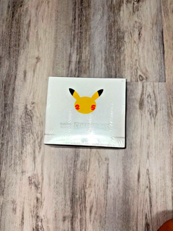 Pokemon TCG: 25th Anniversary Celebrations Elite Trainer Box (2021) 820650809439 - Image 1