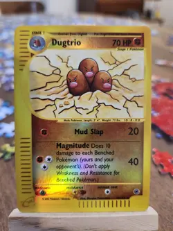 Dugtrio 010/165 Expedition Reverse Holo Pokemon TCG Card - Image 1