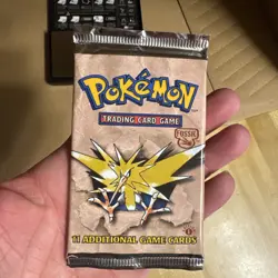 Pokemon 1999 Fossil 1st Edition Zapdos Booster Pack HEAVY 21.19 Vintage WOTC - Image 2