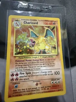 Pokemon TCG Charizard 4/102 Base Set Holo Rare 1999 English 120HP Stage 2 - Image 1