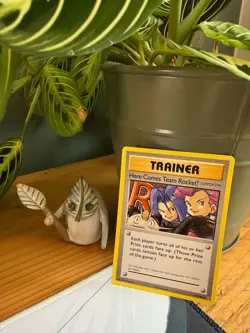 Here Comes Team Rocket! 113/108 Secret Rare Evolutions Pokemon LP - Image 1