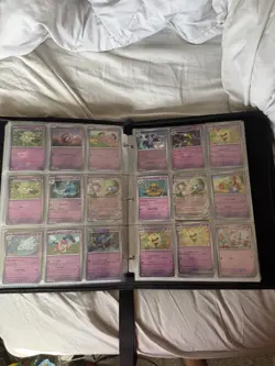 Massive Pokemon Card Lot 1000-2000 Cards 3 Binders + (Unused TCG Live Codes 10+) 636996769661 - Image 4