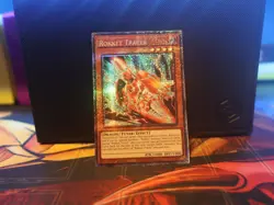 Rokket Tracer (RA05-EN015) - Starlight Rare - 1st Edition - Image 1