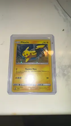 Pikachu SM81 Black Star Promo Pokemon Sun & Moon Promo 2017 Holo NM/LP - Image 1