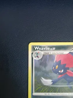 Pokemon Card Weavile 40/130 Diamond & Pearl Base Set Non-Holo Rare - Image 2