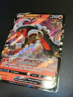 Pokemon TCG - Houndoom V 021/189 Holo Rare V Darkness Ablaze - 1053 - Image 3