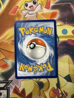 Tsareena V 246/264 - Fusion Strike - Ultra Rare Holo Pokemon Card Near Mint - Image 2