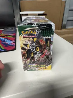Pokemon TCG SWSH Evolving Skies Booster Box SEALED with Acrylic Case - Image 2