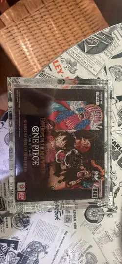 One Piece 09 emperors in the new world booster box english Sealed + acrylic Case - Image 2