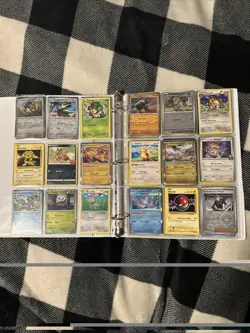 Pokemon trading card collection - Binder with ex, vmax, full arts and more - Image 2