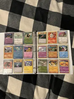 Pokemon trading card collection - Binder with ex, vmax, full arts and more - Image 4