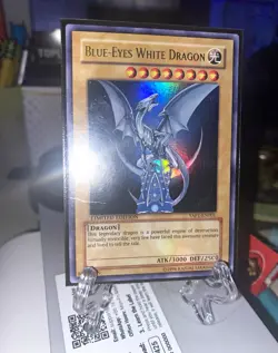Konami Yu-Gi-Oh! Blue-Eyes White Dragon YAP1-EN001 Ultra Rare Foil LE - Image 1
