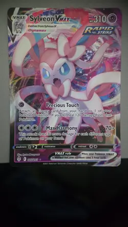 Pokemon TCG Sylveon VMAX Full Art Ultra Rare Holo Card 075/203 Evolving Skies. - Image 1