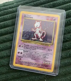 Wizards of the Coast Pokemon TCG Base Set Mewtwo 10/102 Holo Rare Unlimited - Image 1