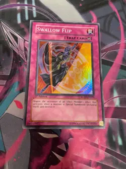 YUGIOH - SWALLOW FLIP - SUPER RARE - 1ST ED - RGBT - LP - Image 1