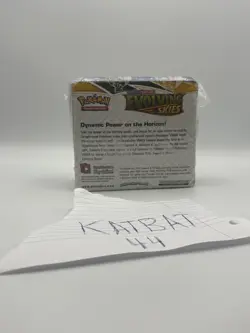 Pokemon TCG Evolving Skies Booster Box English OKAY Condition - Image 2