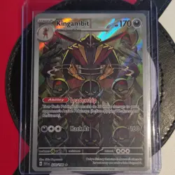 The Pokemon Company Kingambit 220/198 SV01 Scarlet & Violet IR Holo Eng FA - Image 1