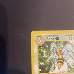 Beedrill 17/102 - Shadowless Base Set Non-Holo Rare Pokemon TCG WOTC 🐝 - Image 2