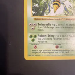 Beedrill 17/102 - Shadowless Base Set Non-Holo Rare Pokemon TCG WOTC 🐝 - Image 5