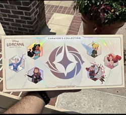 Disney Lorcana TCG Curator's Collection Heroine's Edition Box (6 Cards) - Image 1
