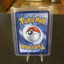 Eevee V SWSH065 Holo Sword & Shield Black Star Promo Pokemon Card NM 🔥🔥 - Image 2