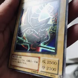 Yugioh Japanese Dark Magician P4-02 Ultra Rare Card 2001 Vintage NM - Image 3