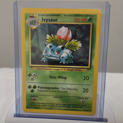 Ivysaur Mint NM 30/102 Base Set Unlimited 1999 Pokemon Card - Image 1