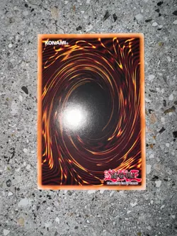 YugiOh 1x Blue-Eyes White Dragon MVP1-ENGV4 Limited Edition Gold Secret Rare NM - Image 4