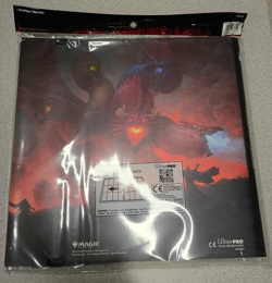 Adventures in the Forgotten Realms Tiamat & Drizz't 12-Pocket Ultra PRO-Binder - Image 2