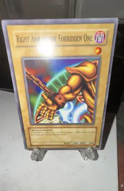 Right Arm of the Forbidden One DLG1-EN020 Dark Legends Unlimited - Image 1