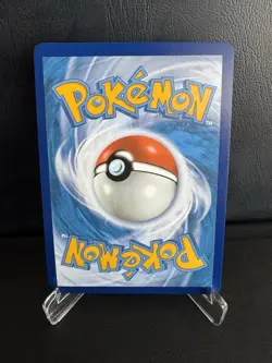 Boltund V 249/264 - Pokemon Swsh08: Fusion Strike - Holo (NM) - Image 4