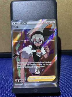 Pokemon TCG Bea 180/185 SWSH04 Vivid Voltage English Ultra Rare Full Art Holo - Image 1