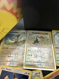 Sword And Shield Vivid Voltage Elite Trainer Box Pokemon 2020 Box Almost Full - Image 2