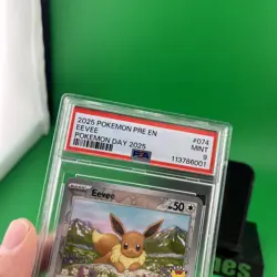 2025 POKEMON PRE EN-PRISMATIC EVOLUTIONS POKEMON DAY 2025 #074 EEVEE PSA 9 - Image 3
