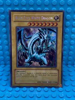 Yugioh! Blue-Eyes White Dragon Secret Rare BPT-009 LP Collectors Tin - Image 1