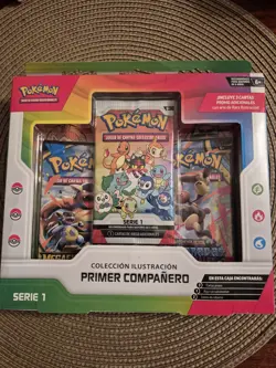 Pokemon TCG First Partner Illustration Collection Series 1 Spanish - Image 1