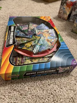 Pokemon TCG - Eevee Evolutions Premium Collection Box - Factory New - Image 5