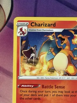 Charizard 025/185 Vivid Voltage NM/M Pokemon Regular Rare - Image 2