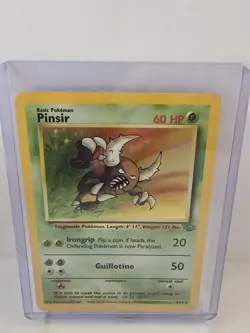 Pokemon Trading Card Pinsir Holo 9/64 - Image 2